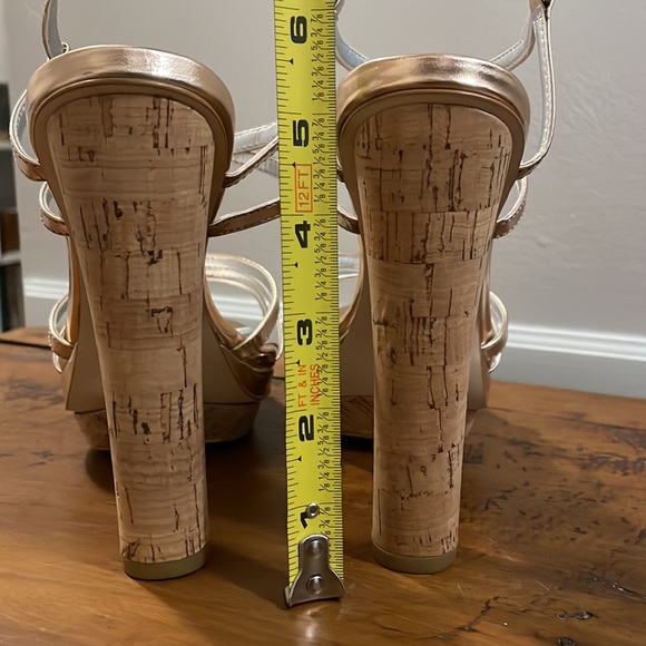 NWOT rose gold leather high-heeled sandals - Picture 2 of 7